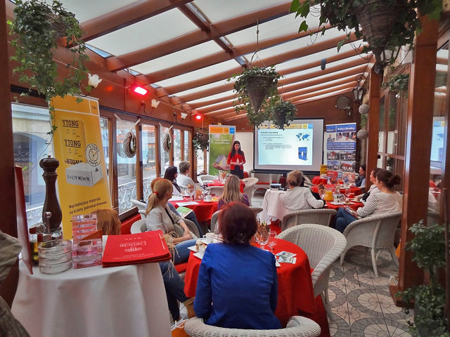 Chcesz wiedzieć, jak sprawnie wybudować dom zgodnie z nowymi przepisami? Dołącz do Akademii Kobiet Budujących Silka Ytong