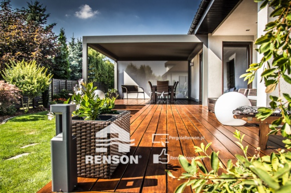 Najnowsza realizacja RENSON na Śląsku Dom, LIFESTYLE - Przedstawiamy ostatnią realizację RENSON na Śląsku - Pergola Renson Camargue, idealnie wkomponowana w architekturę domu jednorodzinnego i jego najbliższe otoczenie.