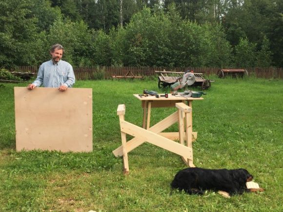 Stół do pracy w garażu – zrób to sam – idealny prezent na Dzień Chłopaka Dom, LIFESTYLE - Podpowiadamy, jak samodzielnie stworzyć stół do majsterkowania. Może to być pomysł na prezent na Dzień Chłopaka, który na pewno ucieszy także każdego tatę czy dziadka. Co więcej, można też zrobić taki stół po prostu dla siebie!