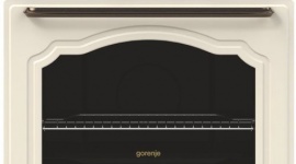 Świąteczne wypieki i potrawy – jaki piekarnik wybrać? Dom, LIFESTYLE - Grudzień to czas pełen świątecznych przygotowań. Dekorowanie domu, ubieranie choinki, pieczenie pierniczków i ciast czy gotowanie potraw – to część świątecznej tradycji. Receptą na udane Boże Narodzenie są smaczne dania, których zapach unosi się w całym domu.