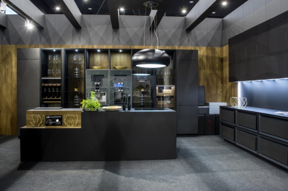 Kuchnia Eleganza z szufladami AvanTech otrzymała Złoty Medal Dom, LIFESTYLE - Kreatywność i niezwykłe poczucie estetyki projektantów Halupczok Kuchnie i Wnętrza, wsparte rozwiązaniami technicznymi firmy Hettich, zaowocowały wyjątkowym projektem mebli kuchennych.