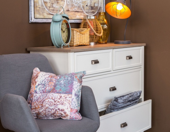 5 prostych sposobów na zmianę wystroju wnętrza w jeden wieczór Dom, LIFESTYLE - Materiał na temat prostych sposobów na zmianę wyglądu wnętrza.