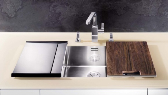 Jaki zlewozmywak jest najlepszy? Dom, LIFESTYLE - Zlewozmywak to podstawowy element wyposażenia każdej kuchni. Ma służyć przede wszystkim do zmywania naczyń, mycia i osuszania produktów spożywczych oraz nabierania wody. Jak wybrać ten idealny?