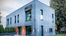 Pusty dom zachęca nieproszonych gości