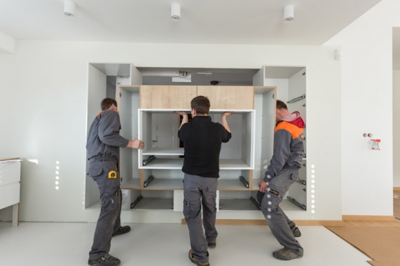 Mieszkania pod wynajem – nadal da się na nich zarobić Dom, LIFESTYLE - W dobie utrudnionych dostępów do kredytów hipotecznych coraz więcej osób decyduje się na wynajem mieszkań. Wpływ na rynek wynajmu ma też likwidacja programu Mieszkanie dla Młodych.