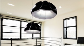 Historia jednej lampy – ORCA Dom, LIFESTYLE - Unikatowe systemy oświetleniowe wypełnione powietrzem od marki PUFF-BUFF to żywe ikony polskiego designu. Niezwykłe lampy stworzone przez Annę Siedlecką i Radka Achramowicza wzbudzają pozytywne emocje i zyskują coraz większą rzeszę zwolenników zarówno w kraju jak i zagranicą.