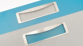 Odrobina koloru na poprawę humoru Dom, LIFESTYLE - Imponująco rozwija się nie tylko asortyment uchwytów tradycyjnych. Również w sekcji uchwytów wpuszczanych pojawiają się nowe, pomysłowe rozwiązania, które pozwalają uatrakcyjnić zabudowę meblową i tworzyć efektowne aranżacje.