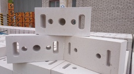 Jak dobrać materiały na ściany fundamentowe i piwniczne?