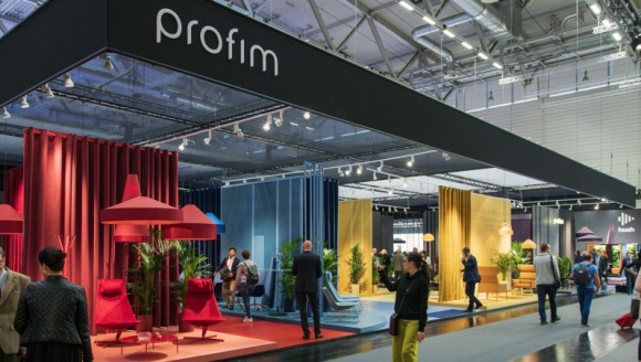 W świecie kolorów: Profim na Orgatec Dom, LIFESTYLE - Targi Orgatec to wydarzenie o bogatej, ponad 50-letniej tradycji, skupiające koneserów dobrego wzornictwa z całego świata. Nie mogło na nich zabraknąć marki Profim - producenta ergonomicznych siedzisk biurowych.