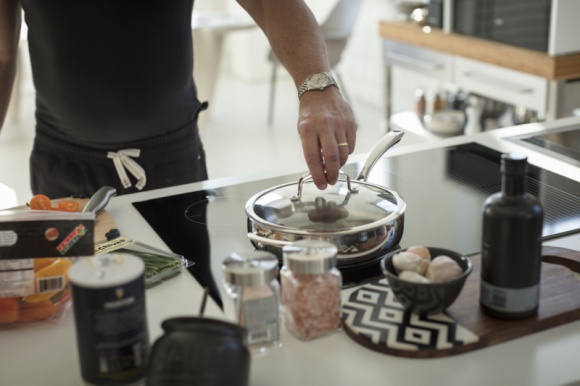 Franke radzi jak wybrać płytę indukcyjną Dom, LIFESTYLE - Wśród płyt grzewczych coraz większą popularność zdobywają płyty indukcyjne. Zanim jednak zdecydujemy się na zakup konkretnego modelu, warto wziąć pod uwagę kilka kluczowych kwestii. Oto kilka rad.