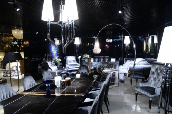 Arketipo nowa przestrzeń w Galerii Heban Dom, LIFESTYLE - Luksusowa przestrzeń Arketipo w Galerii Heban Galeria Heban zaprezentowała nową ekspozycję marki Arketipo Firenze, którą zaprojektowała Anna Koszela.