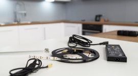 Chcesz doświetlić mieszkanie? Pomyśl o oświetleniu meblowym Dom, LIFESTYLE - Chcesz doświetlić mieszkanie? Pomyśl o oświetleniu meblowym