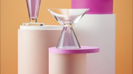 „Sakred”, czyli kolekcja Karima Rashida dla KROSNO Dom, LIFESTYLE - Krosno, ikona polskiego szkła, rozpoczyna nowy etap w swojej działalności. Na tegorocznych targach Ambiente marka zaprezentowała unikalną, limitowaną kolekcję „Sakred”, zaprojektowanej przez Karima Rashida.