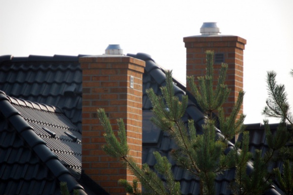 Jak przygotować instalację grzewczą na okres wiosenno-letni? Dom, LIFESTYLE - Wielkimi krokami zbliża się astronomiczna wiosna, a to z kolei oznacza, że okres grzewczy dobiega końca. Z tego względu, w najbliższym czasie kluczowe będzie odpowiednie przygotowanie zarówno kotła, jak i komina.