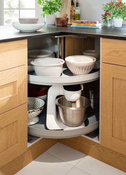 Moja kuchnia. Od pomysłu do projektu Dom, LIFESTYLE - W twojej poprzedniej kuchni czegoś brakowało? I nie chodziło jedynie o brak miejsca? Przy urządzaniu jej przytrafiły się błędy ograniczające swobodę działania? Nie popełniaj ich ponownie.