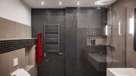 Łazienka na błysk ze szkłem marki Pilkington