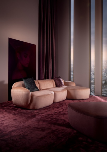 Mti-Furninova - Nowości 2019 Dom, LIFESTYLE - Wypoczywaj tak jak lubisz Modny zestaw wypoczynkowy, to taki, który spełnia nasze indywidualne potrzeby. Dlatego marka MTI Furninova wypuściła na rynek trzy nowe kolekcje sof modułowych - Amaya, Bubble oraz Scarlett.