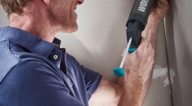 Uszczelnij okna, zanim nastaną chłody Dom, LIFESTYLE - Mróz, wiatr, wilgoć – przygotujmy się na ich powitanie. Mówiąc krótko: pora się pozbyć szczelin w oknach. Najlepiej zrobić to jeszcze przed jesiennym ochłodzeniem, co bardzo ułatwi zadanie.