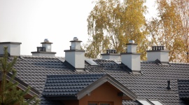 Cieplejszy dom – czyli jak przygotować się na sezon jesienno-zimowy ? Dom, LIFESTYLE - Pierwsze podmuchy chłodniejszego powierza i żółtoczerwone liście na drzewach przypominają, że zbliża się sezon grzewczy. Jest to ostatni moment na przeprowadzenie kompleksowej inspekcji całej instalacji grzewczej, by służyła nam przez cały okres.