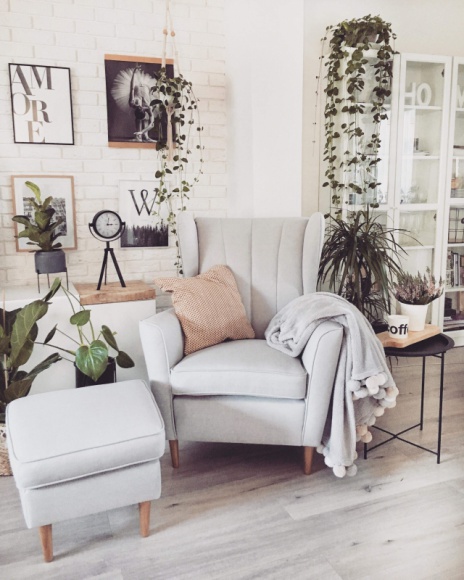 Nowe fotele w ofercie Gala Collezione Dom, LIFESTYLE - Jeśli myślicie o zmianach w salonie i odświeżeniu jego aranżacji, ale dysponujecie ograniczonym budżetem, możecie zrobić to szybko i prosto, bez konieczności przeprowadzania dużych remontów i inwestowania wielkich funduszy.