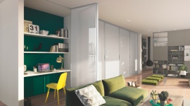 Praca z domu – to prostsze niż myślisz Dom, LIFESTYLE - Czy sytuacja, w której się znaleźliśmy na trwałe zmieni codzienne funkcjonowanie milionów ludzi? Home office, który do niedawna był luksusem, teraz jest codziennością. Systemy Raumplus pomagają nam stworzyć komfortowe domowe biuro.