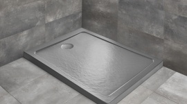 Nowy brodzik w ofercie Radaway Dom, LIFESTYLE - Decydując się na kabinę prysznicową ważne jest, by dokupić do niej odpowiedni brodzik. Tylko idealnie dopasowany zagwarantuje komfort podczas codziennej kąpieli.