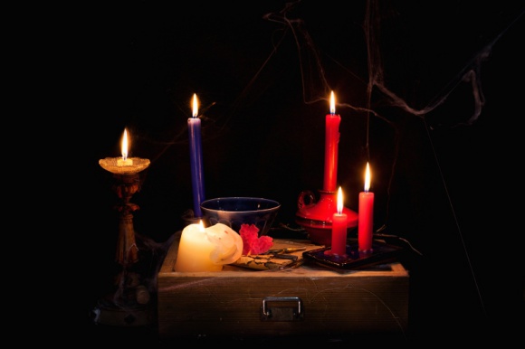 Czas na andrzejkowe wróżby z wina!