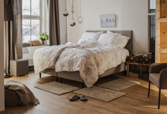 „Biały miesiąc” – czas styczniowych promocji Dom, LIFESTYLE - Początek roku to czas nowych postanowień, zmian w naszym życiu. To dobry okres by zatroszczyć się o nasze samopoczucie. Warto pomyśleć o tym jak i pod czym śpimy, ponieważ sen ma dla naszego zdrowia fundamentalne znaczenie.