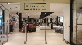 Odśwież mieszkanie z Galerią Klif. Sklepy z meblami otwarte Dom, LIFESTYLE - Początek roku to dla wielu osób czas zmian, także tych w domu. Metamorfoza mieszkania nie zawsze musi wiązać się z gruntownym remontem, często wystarczy kilka modnych, gustownych dodatków, by odświeżyć wnętrze i nadać mu niebanalnego charakteru.