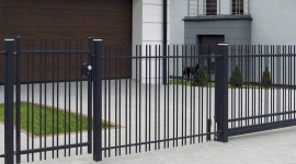 Wizualna lekkość i bezpieczeństwo Dom, LIFESTYLE - Stalowe ogrodzenia z prostych, pionowych kształtowników to już swoista klasyka gatunku. Miłośnicy tradycji, którzy jednak chcą, aby ich posesja wyróżniała się na tle innych, z pewnością zainteresują się modelem Onyks z oferty Plast-Met Systemy Ogrodzeniowe.