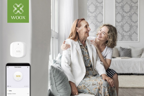 Zadbaj o bezpieczeństwo bliskich. Podaruj przycisk SOS na Dzień Babci i Dziadka Dom, LIFESTYLE - Dzień Babci i Dziadka to wyjątkowe święta. Oprócz życzeń płynących prosto z serca warto podarować naszym najbliższym coś wyjątkowego. Wyraź swoją troskę i sprezentuj alarmowy smart przycisk SOS.