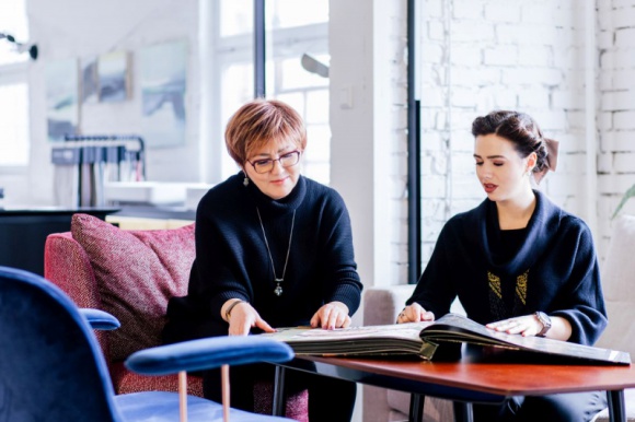 Dom, LIFESTYLE - Ekologia w architekturze wnętrz to temat niesamowicie obszerny i skomplikowany ponieważ… projektowanie samo w sobie nie jest ekologiczne. Wszystko, co niezbędne do zaprojektowania wnętrza musi zostać w jakiś sposób wyprodukowane.