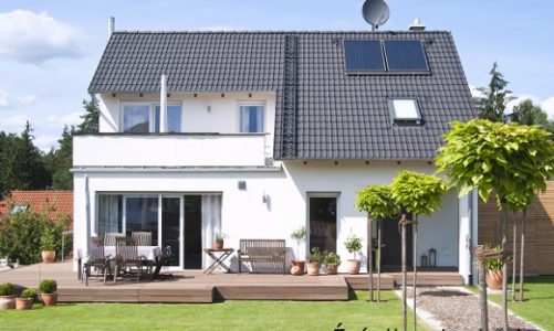 Biel wokół domu z Jedynką