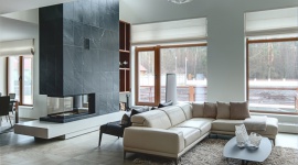 Dekoracje okienne do minimalistycznych wnętrz Dom, LIFESTYLE - Minimalizm to jeden z najpopularniejszych trendów w urządzaniu wnętrz. Jak urządzić dom w stylu minimalistycznym i jakie dekoracje okienne dobrać, aby dopełniły całą aranżację? Podpowiadamy najlepsze rozwiązania razem z marką Marcin Dekor, ekspertem branży dekoracji okiennych.