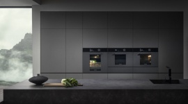 Samsung zaprasza na finał MasterChef Junior Dom, LIFESTYLE - Szósta edycja zmagań młodych i zdolnych kucharzy dobiega końca. Już 9 maja stacja TVN wyemituje finałowy, 10. odcinek programu MasterChef Junior, w którym wyłoniony zostanie najlepszy szef kuchni.