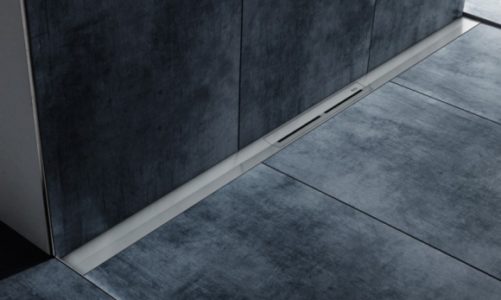 Praktyczny minimalizm – niewidoczny odpływ prysznicowy