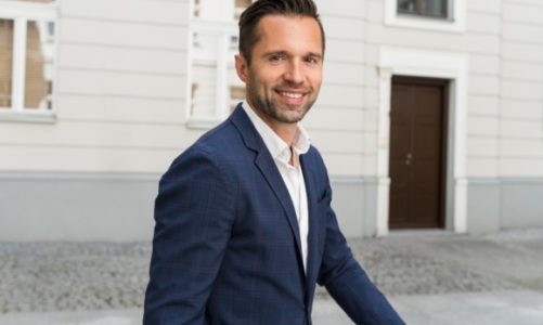 Drugi dom na słonecznym wybrzeżu Europy? Na luksus stać coraz więcej Polaków.