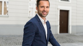 Drugi dom na słonecznym wybrzeżu Europy? Na luksus stać coraz więcej Polaków. Dom, LIFESTYLE - Polacy coraz chętniej kupują domy i apartamenty za granicą. Bogacimy się jako społeczeństwo i luksus posiadania nieruchomości na drugim zakątku słonecznej Europy jest tego naturalnym następstwem.