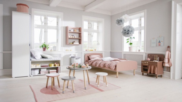 Pokój dziecka na lata – 5 wskazówek aranżacyjnych Dom, LIFESTYLE - Aranżacja pokoju dziecięcego stanowi duże wyzwanie, ponieważ zainteresowania najmłodszych dynamicznie się zmieniają. Jak znaleźć złoty środek? Ciekawym rozwiązaniom, a także gotowym inspiracjom z oferty Domoteki poświęcono ostatnią edycję webinarów i warsztatów online Domodesign.