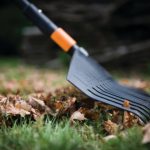 Połącz i posprzątaj – jesień w ogrodzie z systemem QuikFit™