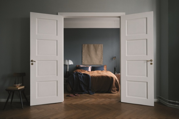 Dom, LIFESTYLE - Mocne kolory we wnętrzu wymagają aranżacyjnej odwagi i designerskiego wyczucia, jednak umiejętnie skomponowane gwarantują prawdziwy efekt wow.