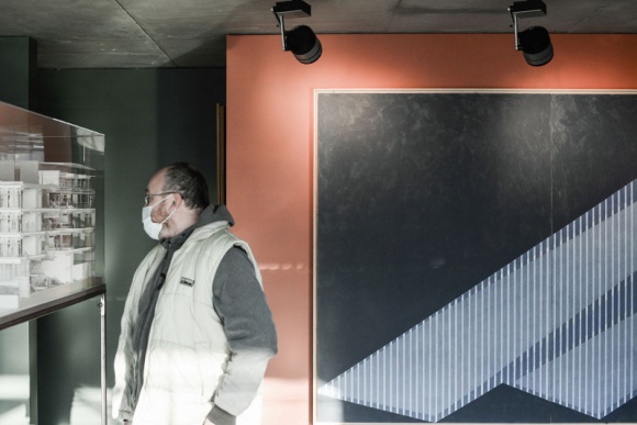  Dom, LIFESTYLE - W związku z dużym zainteresowaniem trzecią edycją festiwalu Art in Architecture Festival organizowanego przez Fundację Innowacji Społeczno-Kulturalnych, termin nadsyłania prac konkursowych został przedłużony o 21 dni, czyli do 28 listopada 2021 r.