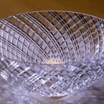 Moc kryształu we wnętrzach – dlaczego warto wybrać najszlachetniejszy rodzaj sz